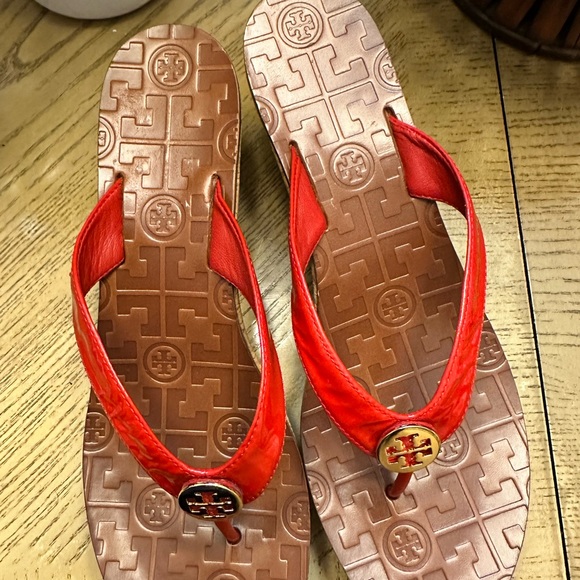 NWOT Tory Burch Suzy Cork Wedge sandals. Never won!! - Picture 8 of 10
